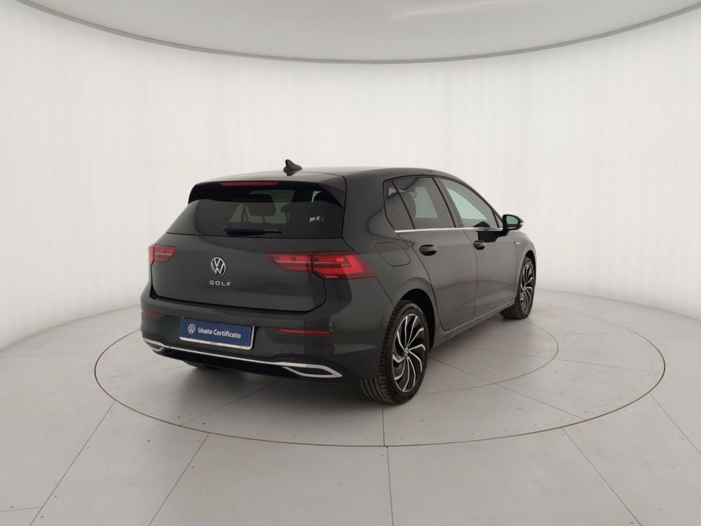 Volkswagen Golf usata a Massa-Carrara (3)