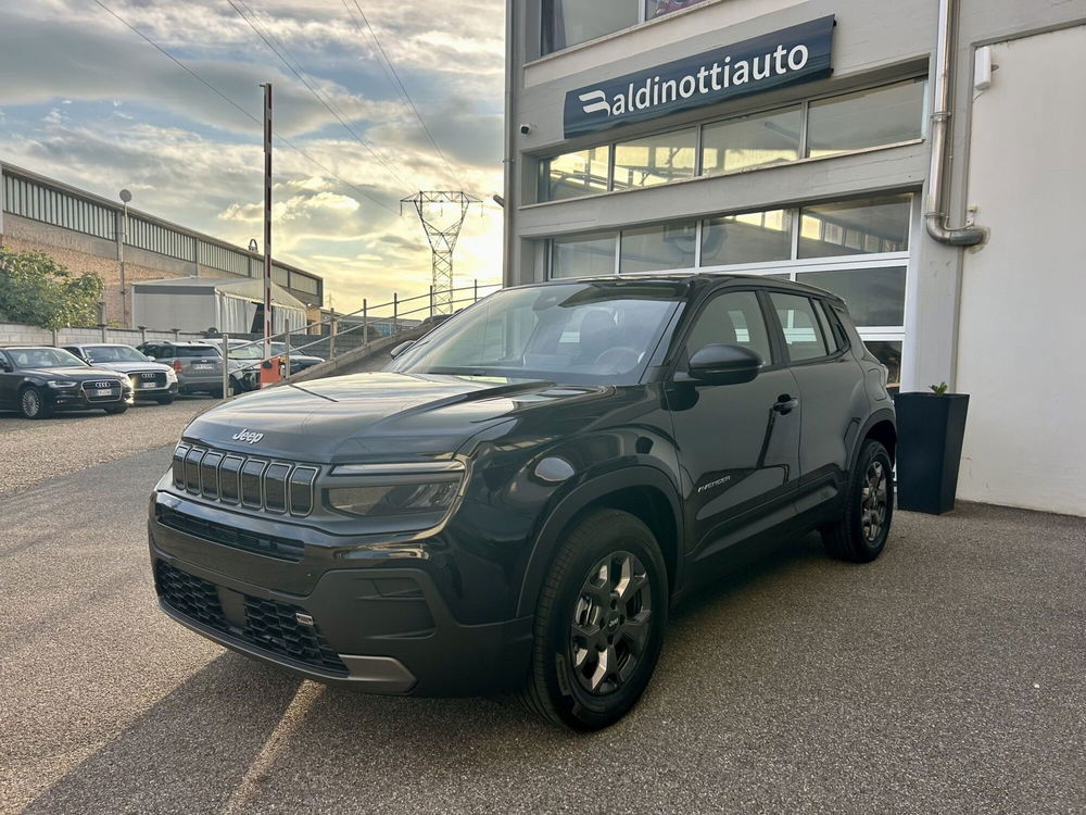 Jeep Avenger nuova a Firenze