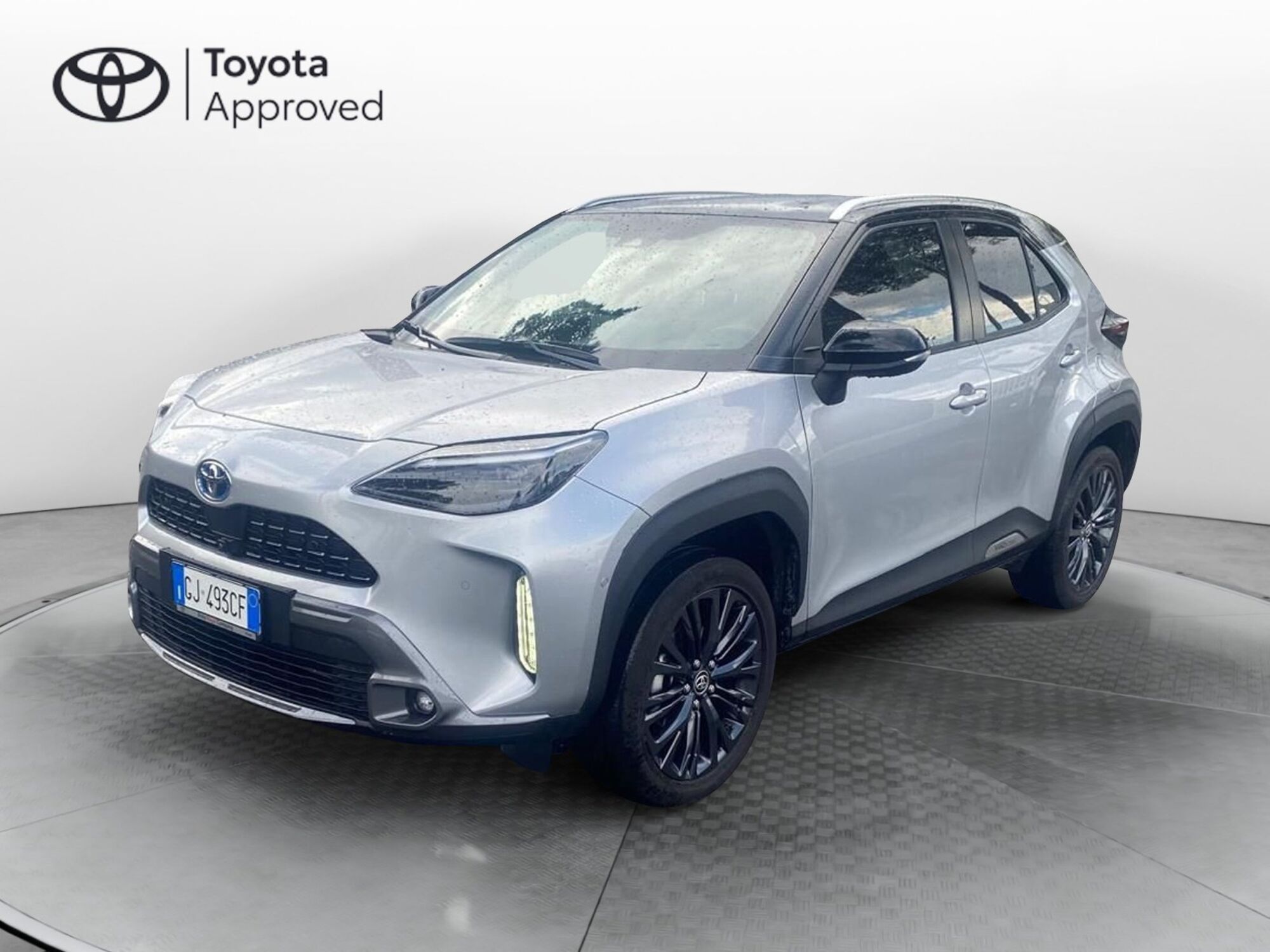 Toyota Yaris Cross 1.5 Hybrid 5p. E-CVT AWD-i Trend del 2022 usata a Roma