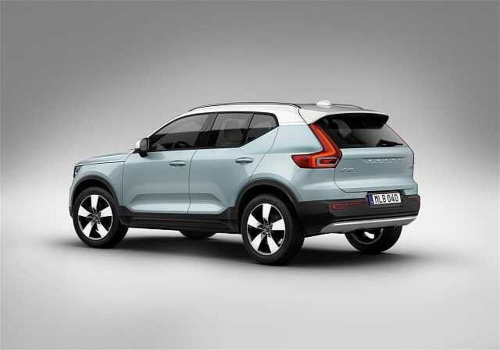 Volvo XC40 usata a Potenza (7)