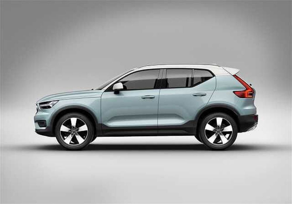 Volvo XC40 usata a Potenza (8)