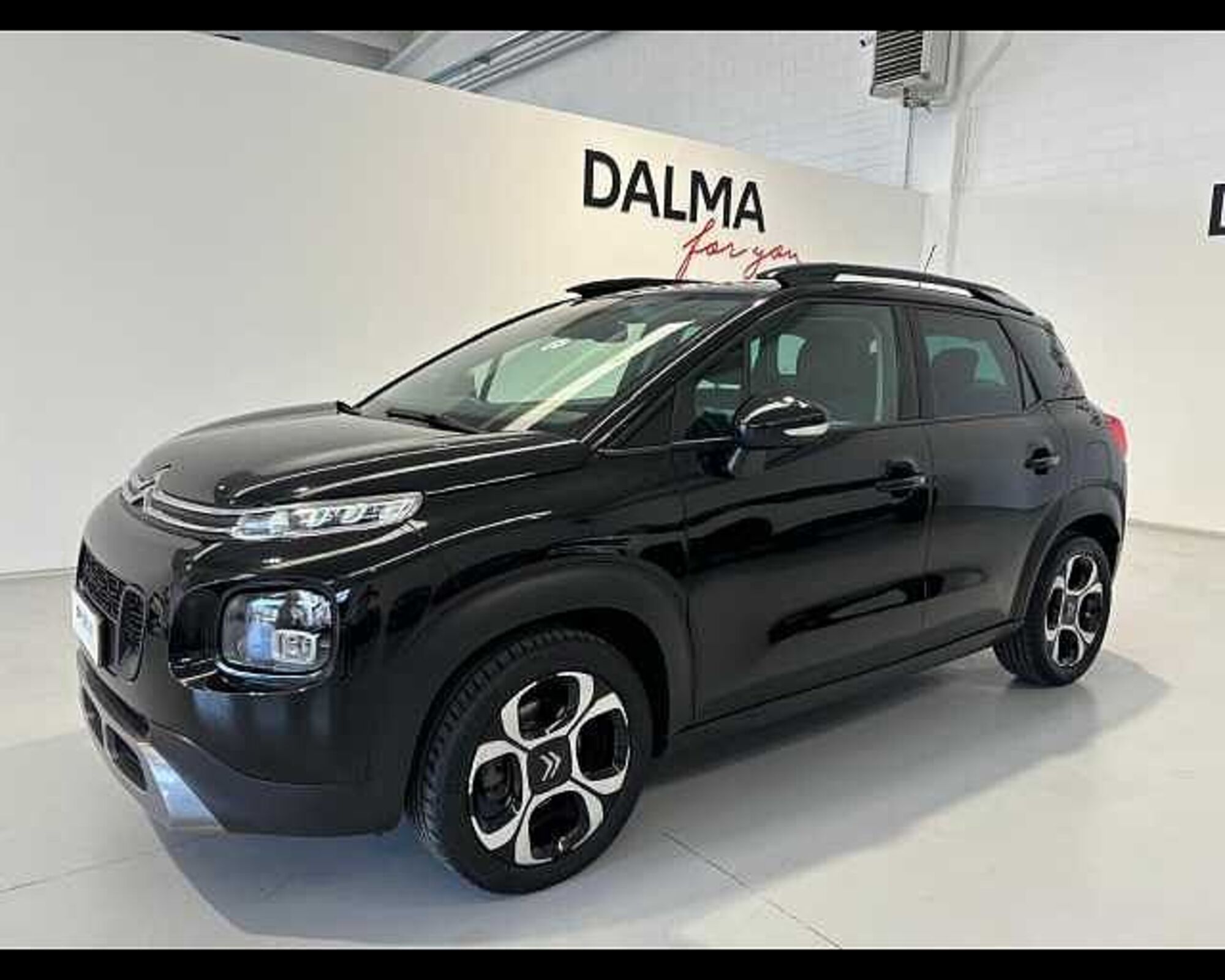 Citroen C3 Aircross PureTech 110 S&amp;S Shine  del 2020 usata a Solaro