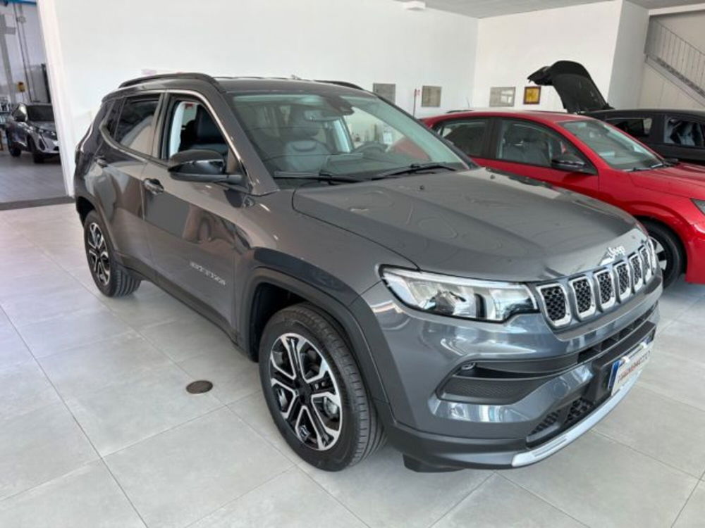 Jeep Compass nuova a Reggio Emilia (2)