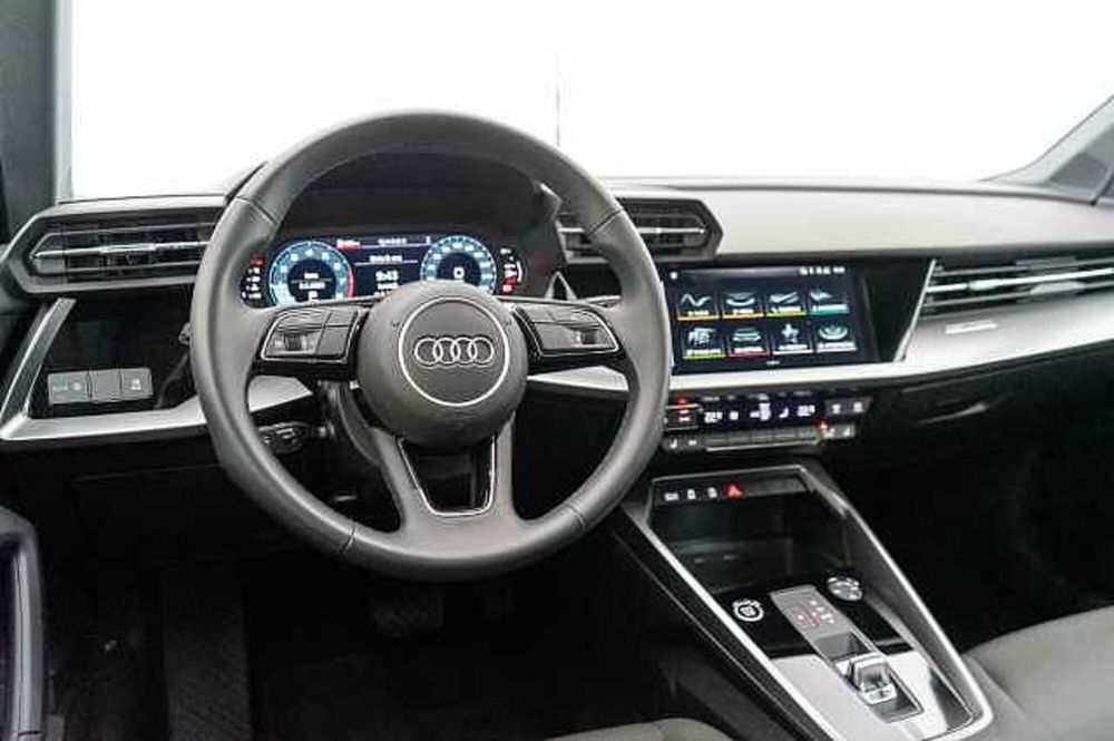 Audi A3 Sportback usata a Varese (9)