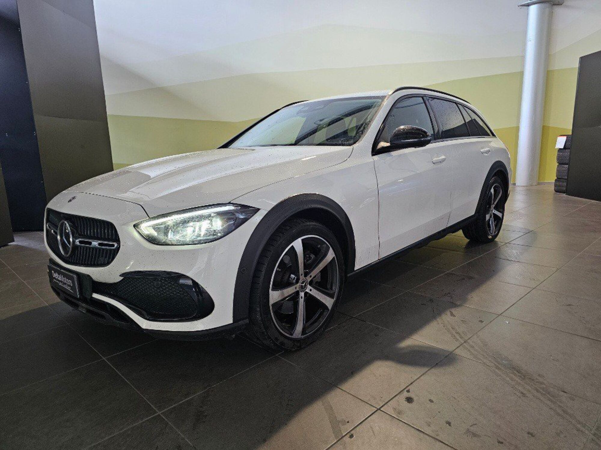 Mercedes-Benz Classe C Station Wagon SW All-Terrain 220 d mhev Premium Plus 4matic auto del 2023 usata a Ancona