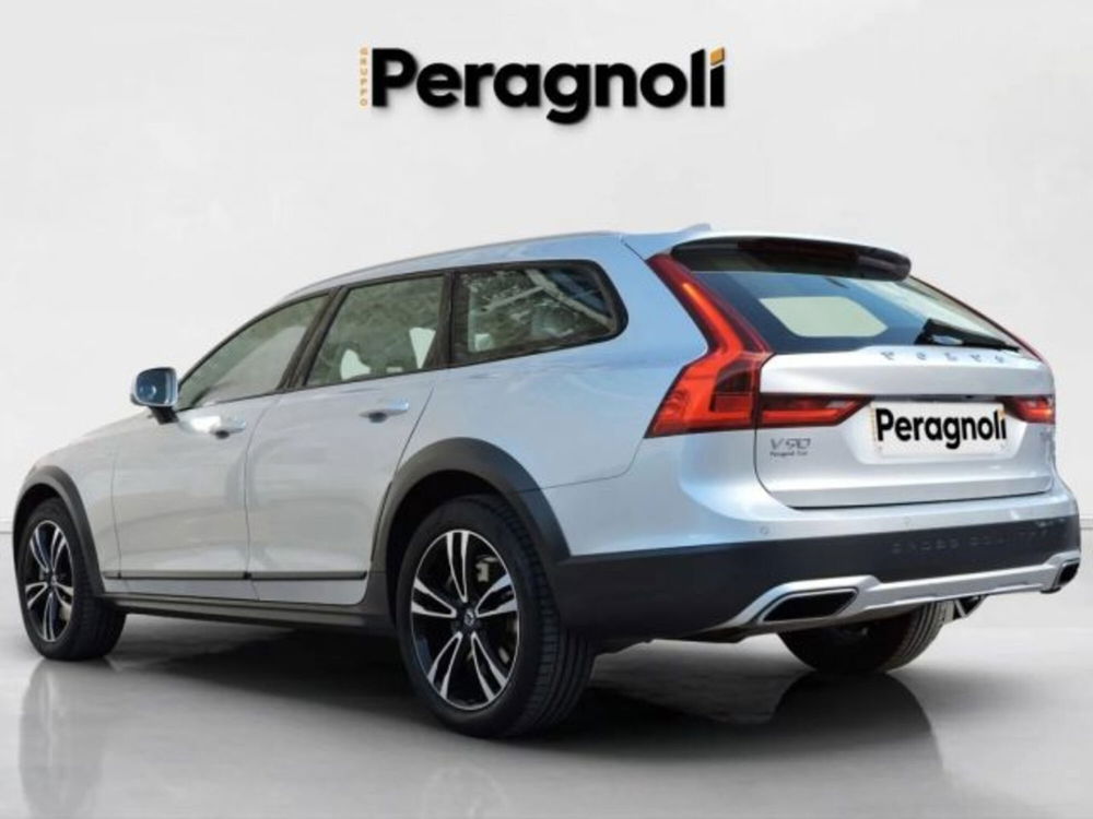 Volvo V90 Cross Country usata a Firenze (5)