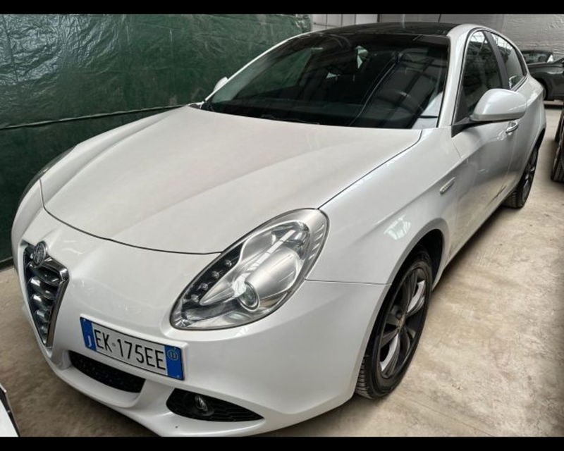 Alfa Romeo Giulietta 1.4 Turbo Distinctive 120cv del 2011 usata a Castenaso