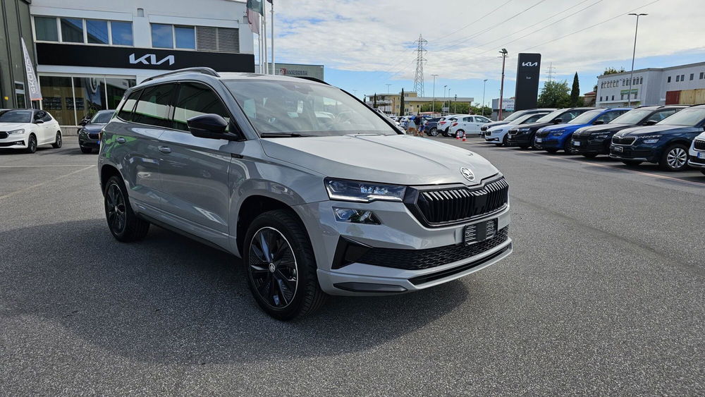 Skoda Karoq nuova a Livorno (7)