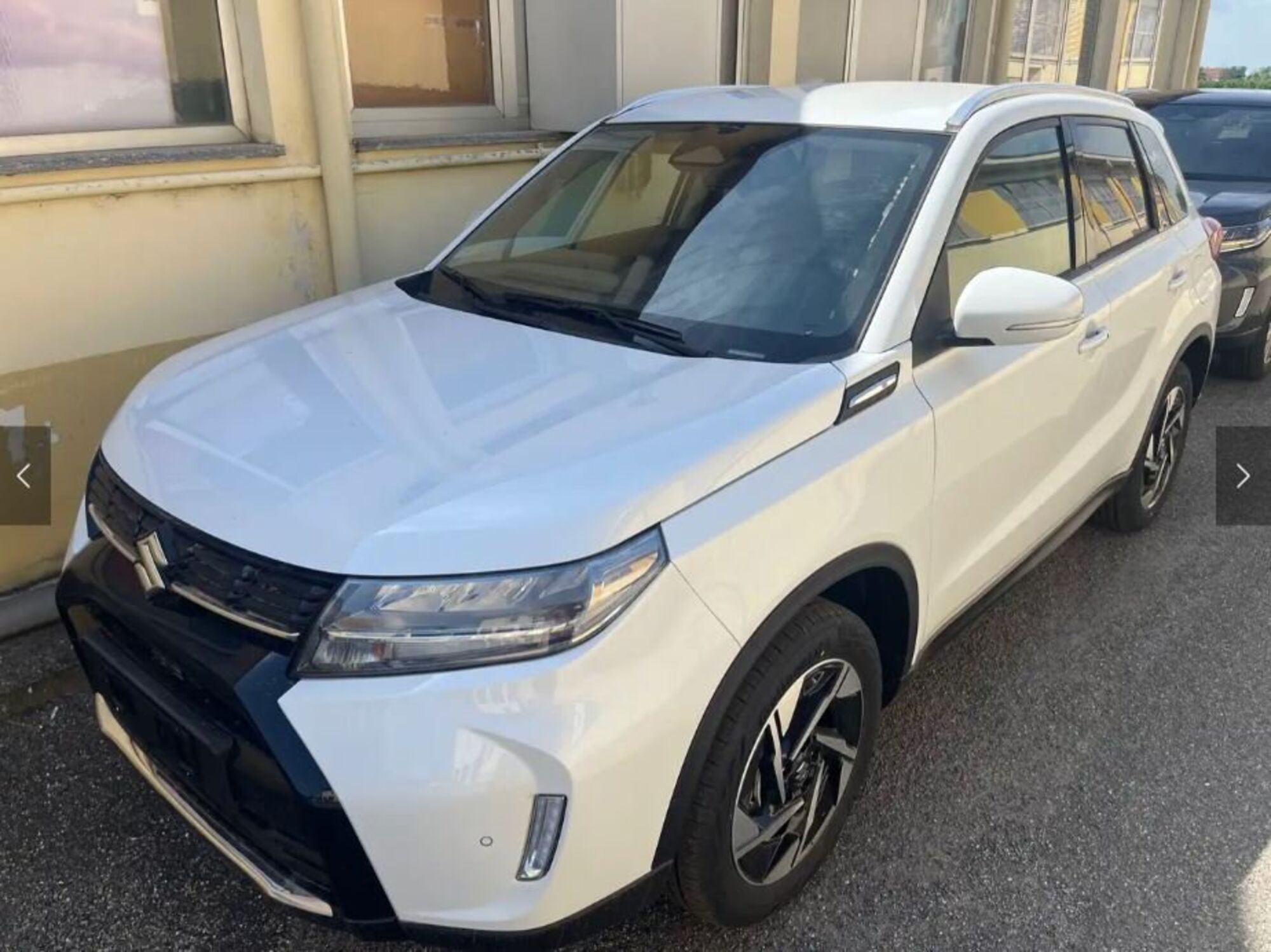 Suzuki Vitara 1.4 Hybrid 4WD AllGrip Easy Top nuova a Tortona