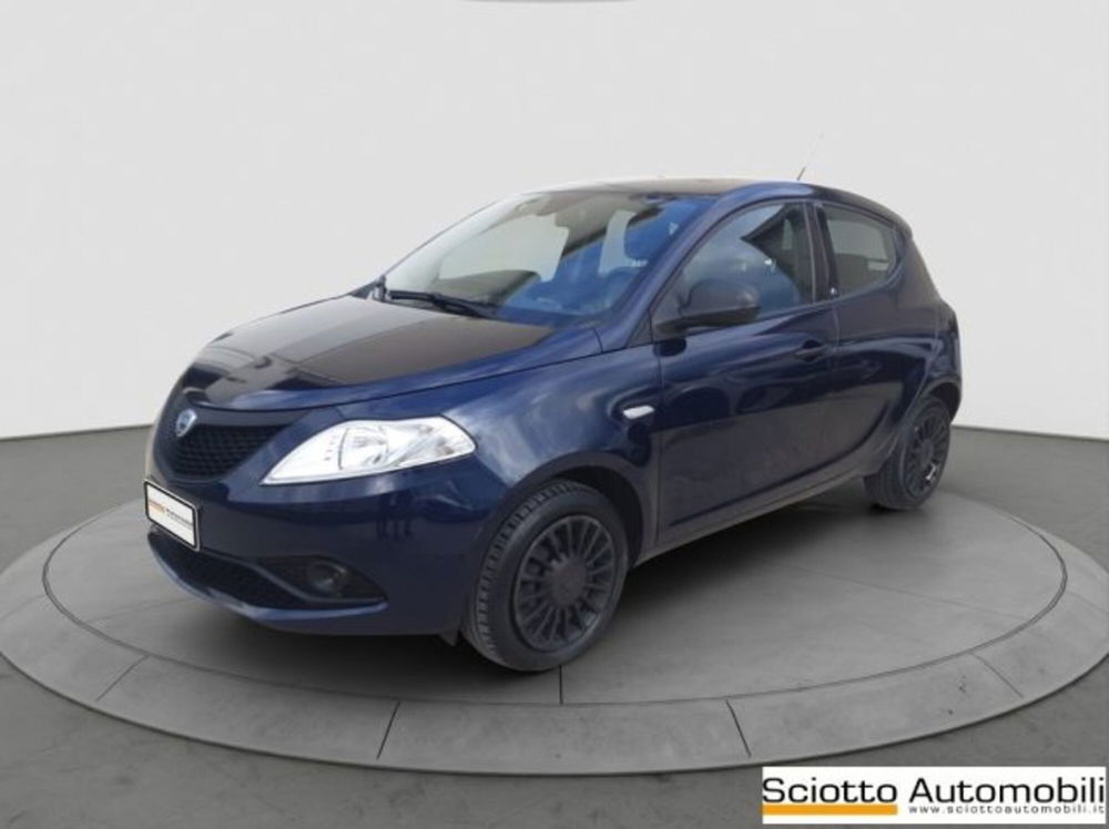 Lancia Ypsilon usata a Messina (2)