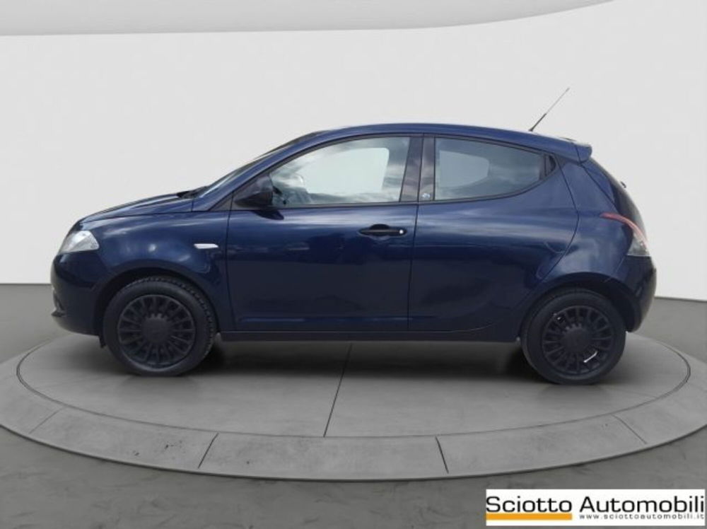 Lancia Ypsilon usata a Messina (3)