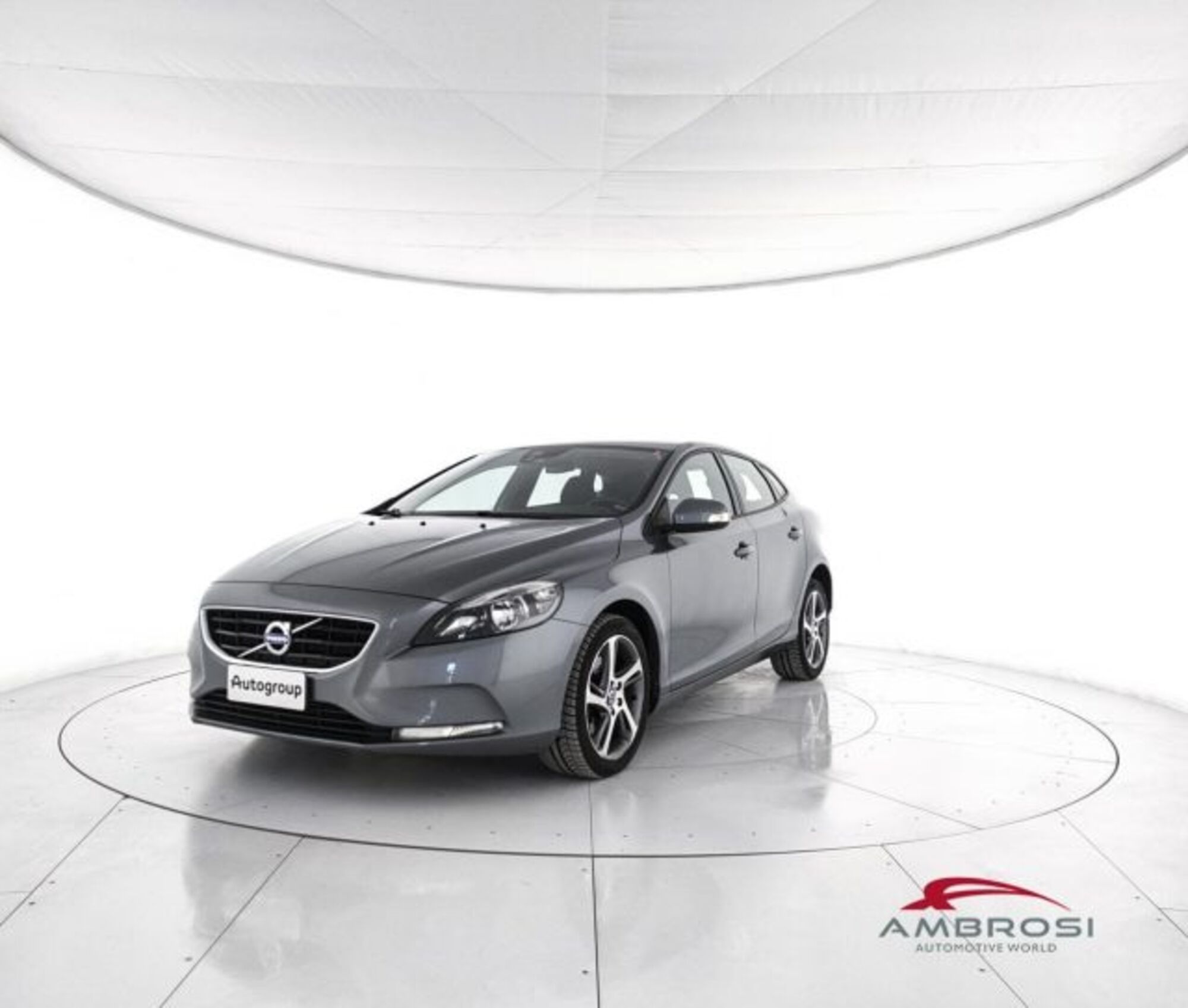 Volvo V40 D2 Business  del 2016 usata a Corciano