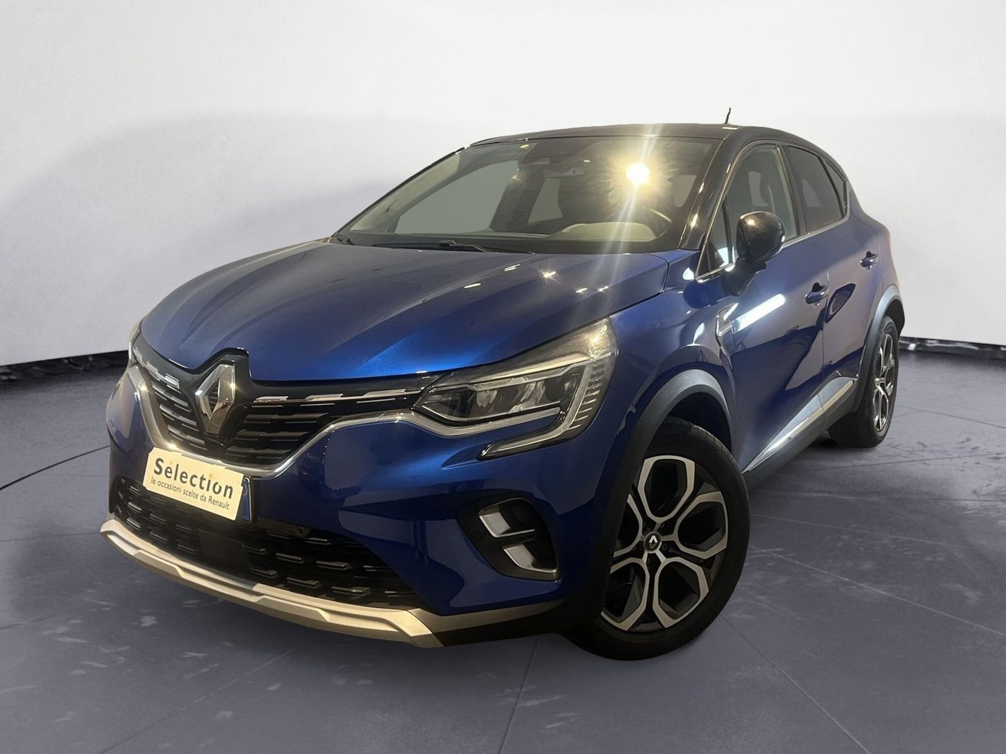 Renault Captur TCe 130 CV EDC FAP Intens  del 2020 usata a Meda