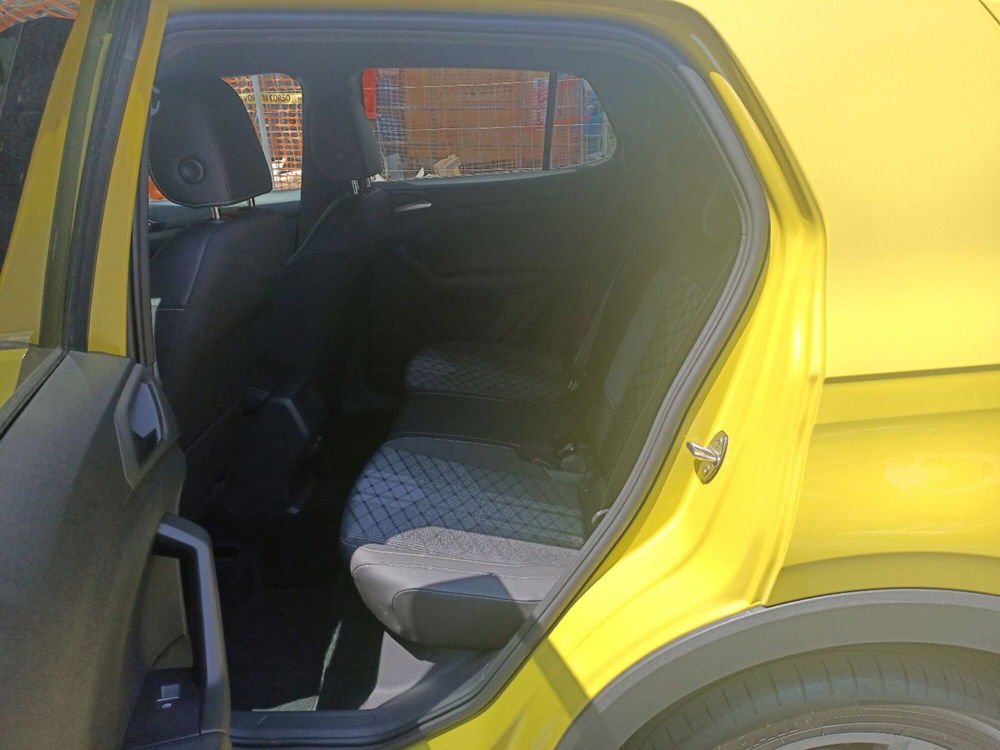 Volkswagen T-Cross usata a Genova (11)