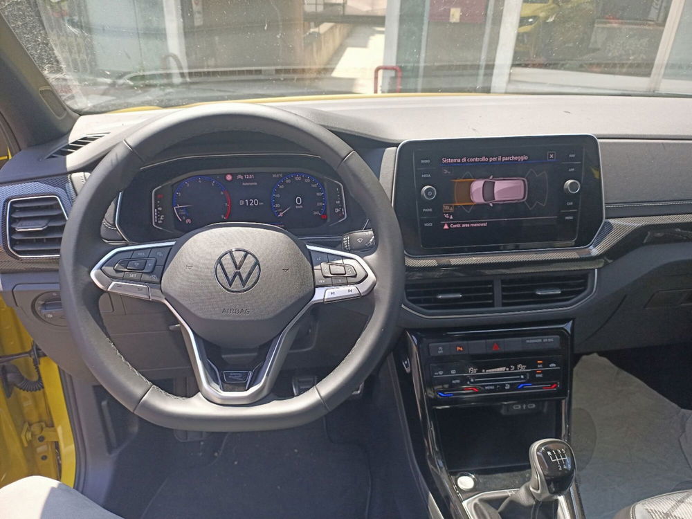 Volkswagen T-Cross usata a Genova (14)