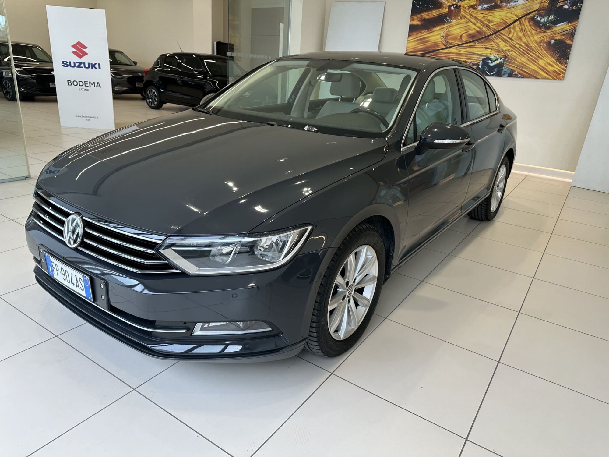 Volkswagen Passat 1.6 TDI DSG Comfortline BlueMotion Technology del 2018 usata a Latina