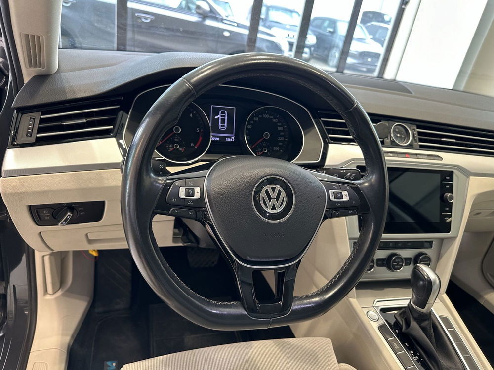 Volkswagen Passat usata a Latina (17)