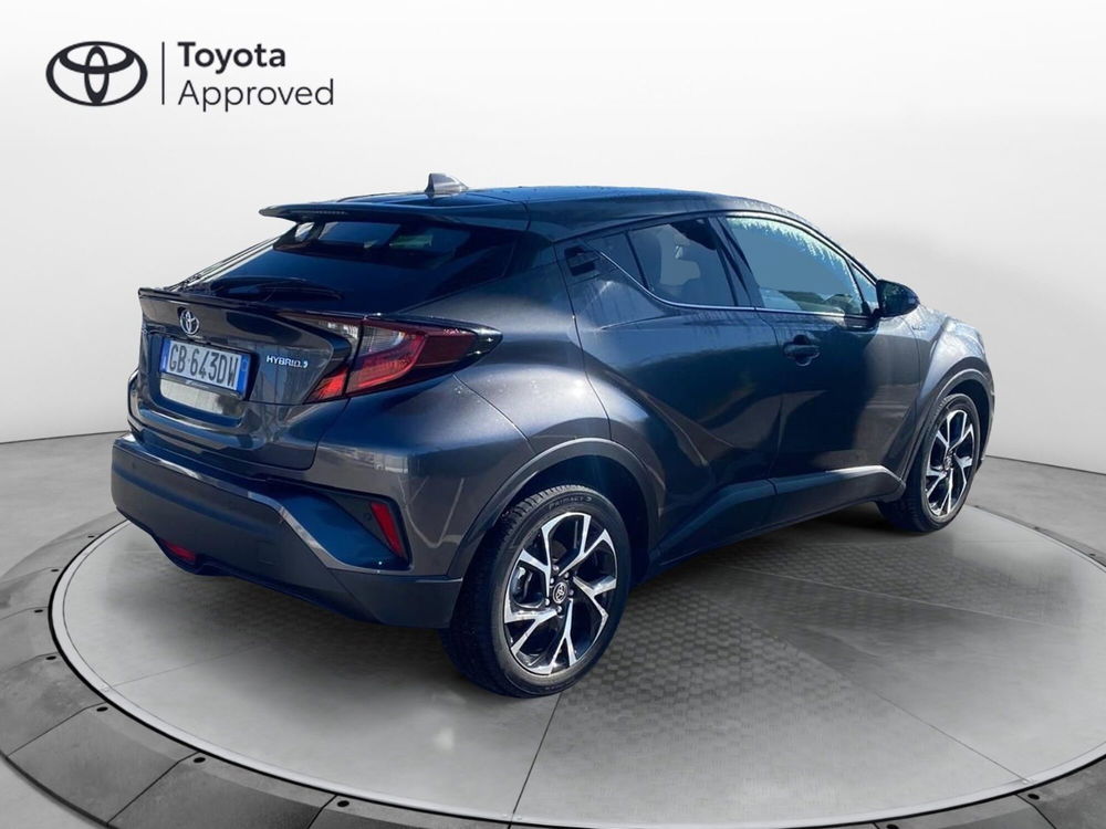 Toyota Toyota C-HR usata a Roma (8)