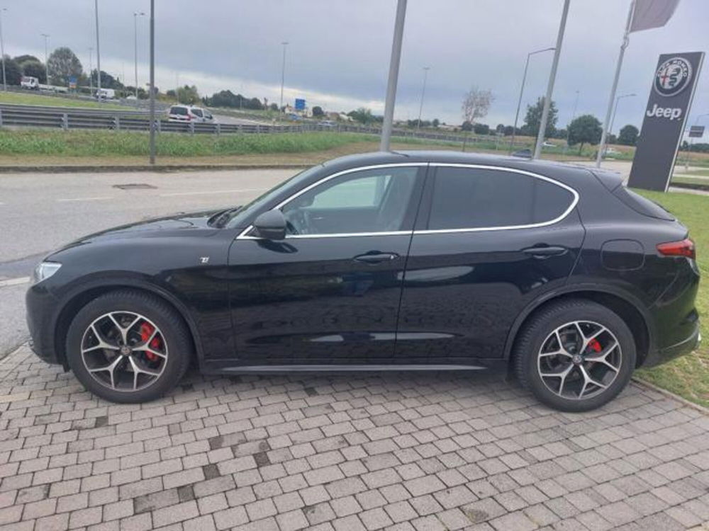 Alfa Romeo Stelvio usata a Padova (6)