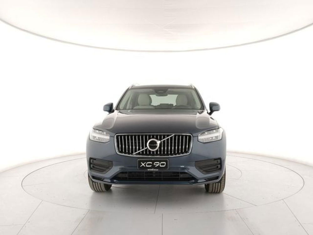 Volvo XC90 nuova a Modena (7)