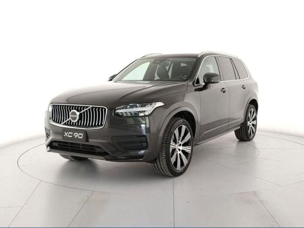 Volvo XC90 nuova a Modena (2)