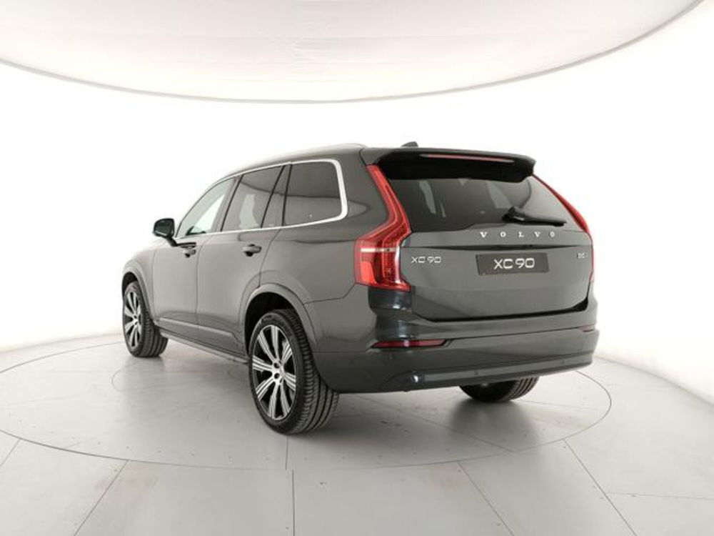 Volvo XC90 nuova a Modena (3)