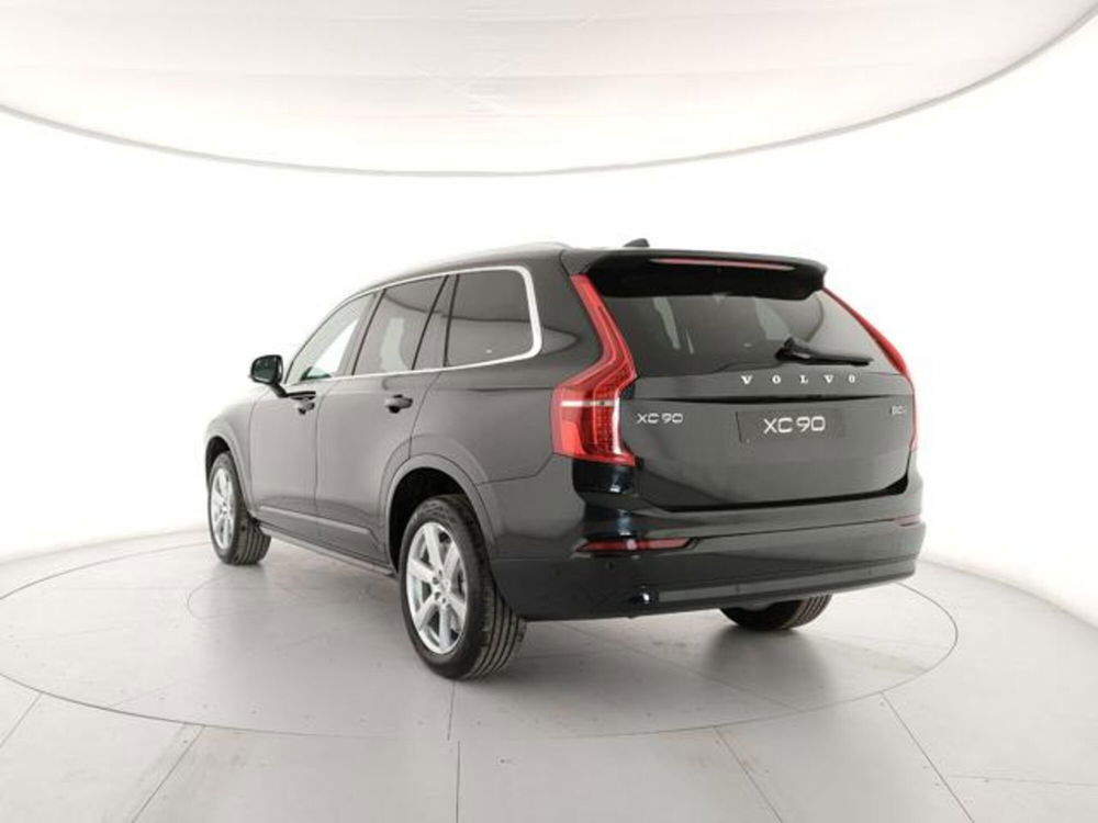 Volvo XC90 nuova a Modena (3)