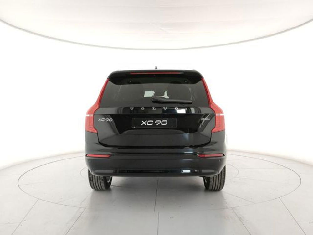 Volvo XC90 nuova a Modena (4)