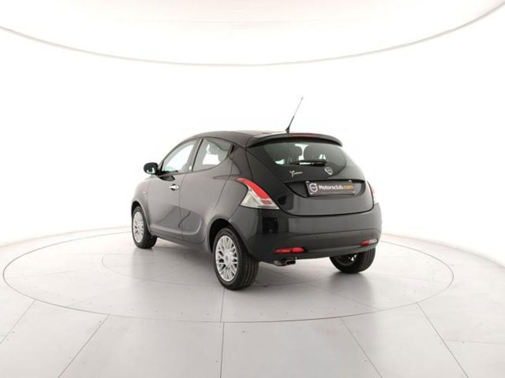 Lancia Ypsilon usata a Modena (3)