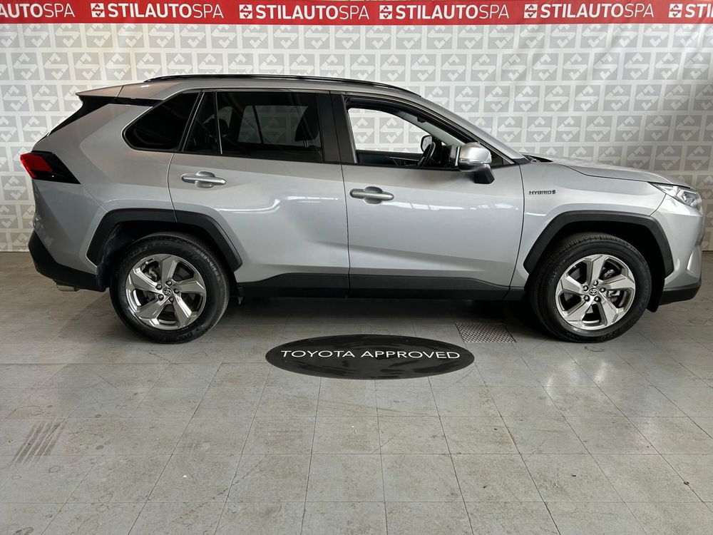 Toyota Rav4 usata a Prato (5)