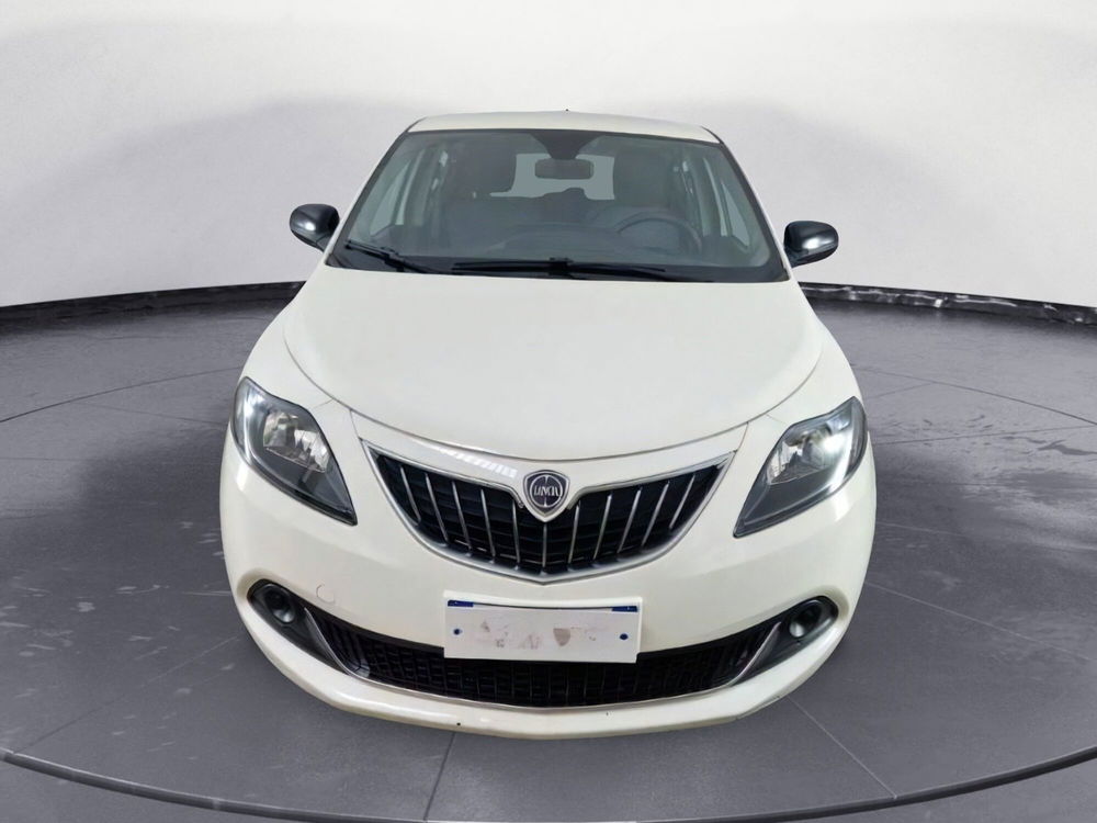 Lancia Ypsilon usata a Salerno (4)