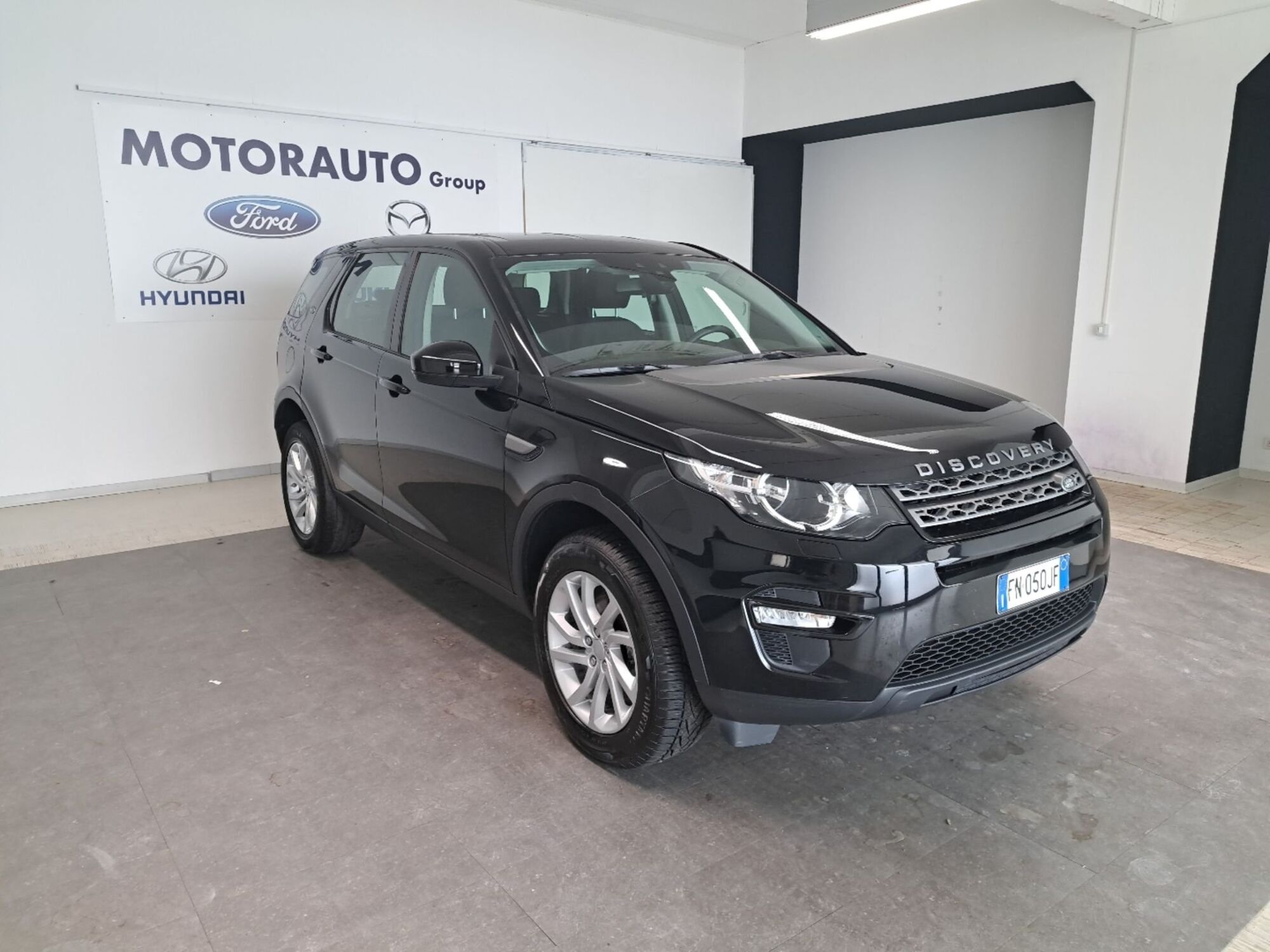 Land Rover Discovery Sport 2.0 TD4 150 CV Pure  del 2018 usata a Arezzo