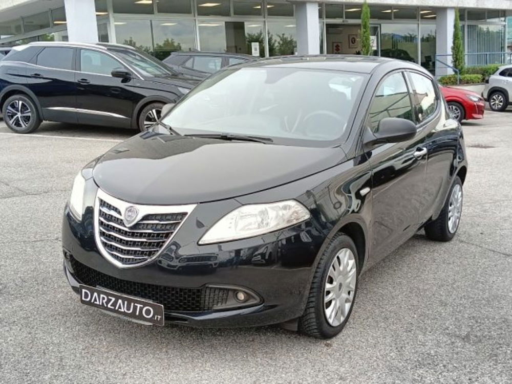 Lancia Ypsilon usata a Brescia