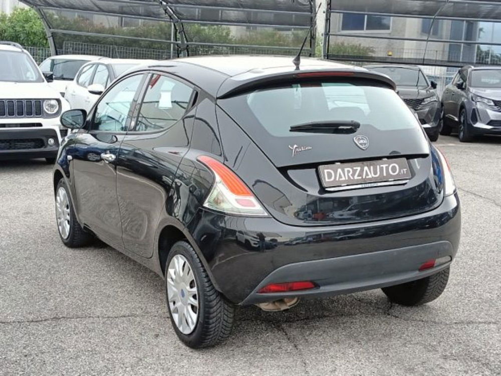 Lancia Ypsilon usata a Brescia (16)