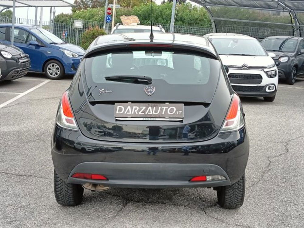 Lancia Ypsilon usata a Brescia (17)