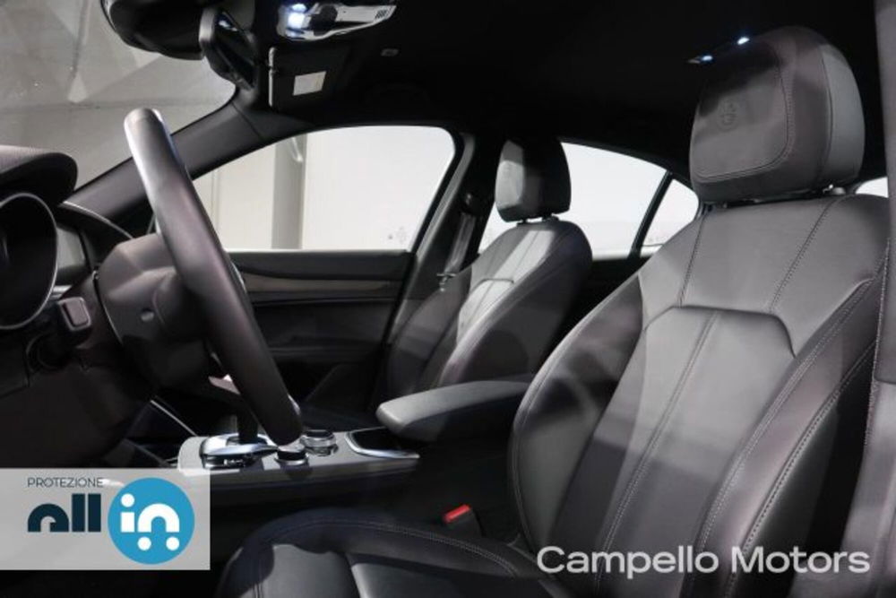 Alfa Romeo Stelvio usata a Venezia (5)