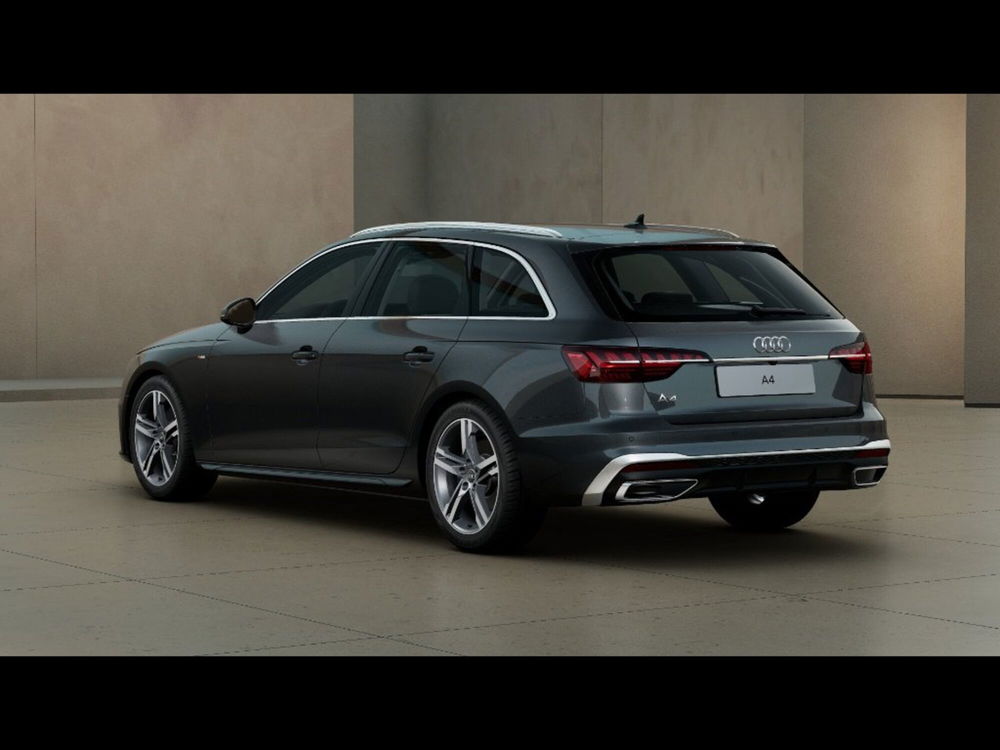 Audi A4 Avant nuova a Livorno (7)