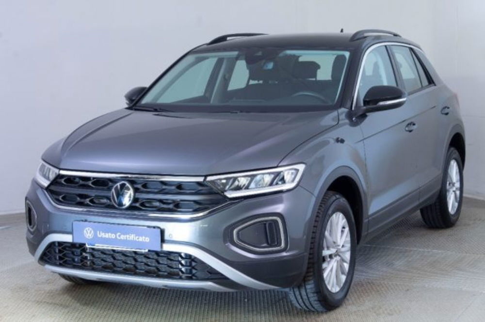 Volkswagen T-Roc usata a Novara