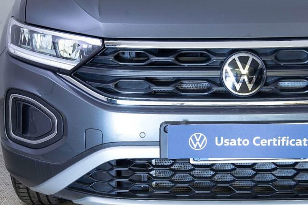 Volkswagen T-Roc usata a Novara (14)