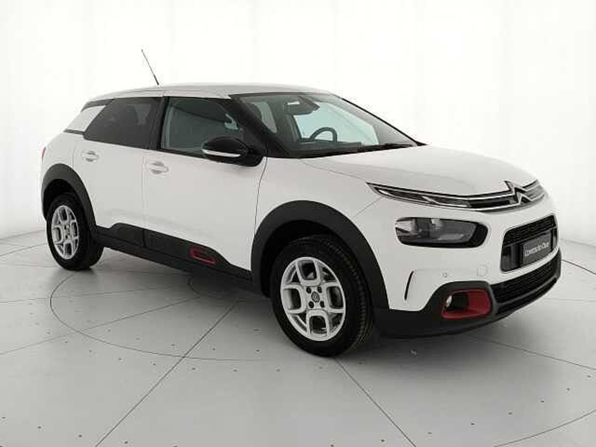 Citroen C4 Cactus BlueHDi 100 S&amp;S Shine  del 2020 usata a Teverola