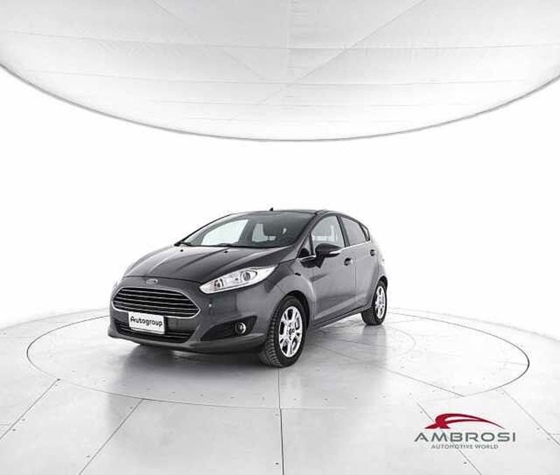 Ford Fiesta 1.5 TDCi 75CV 3 porte Titanium  del 2015 usata a Corciano