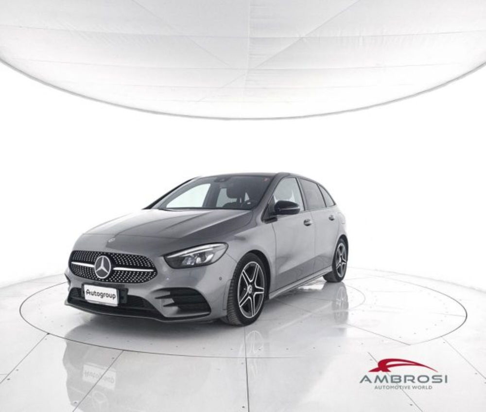 Mercedes-Benz CLA Shooting Brake usata a Perugia