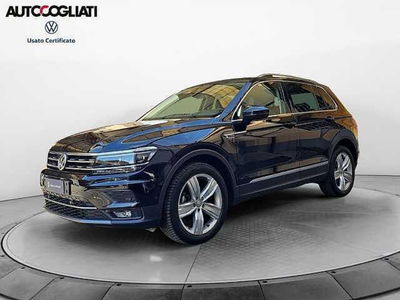 Volkswagen Tiguan Allspace 2.0 tdi R-Line 150cv dsg del 2020 usata a Brivio