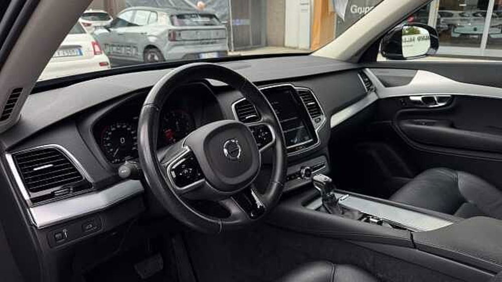 Volvo XC90 usata a Milano (19)