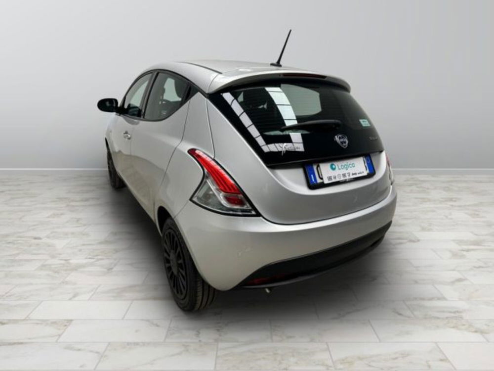 Lancia Ypsilon usata a Biella (4)