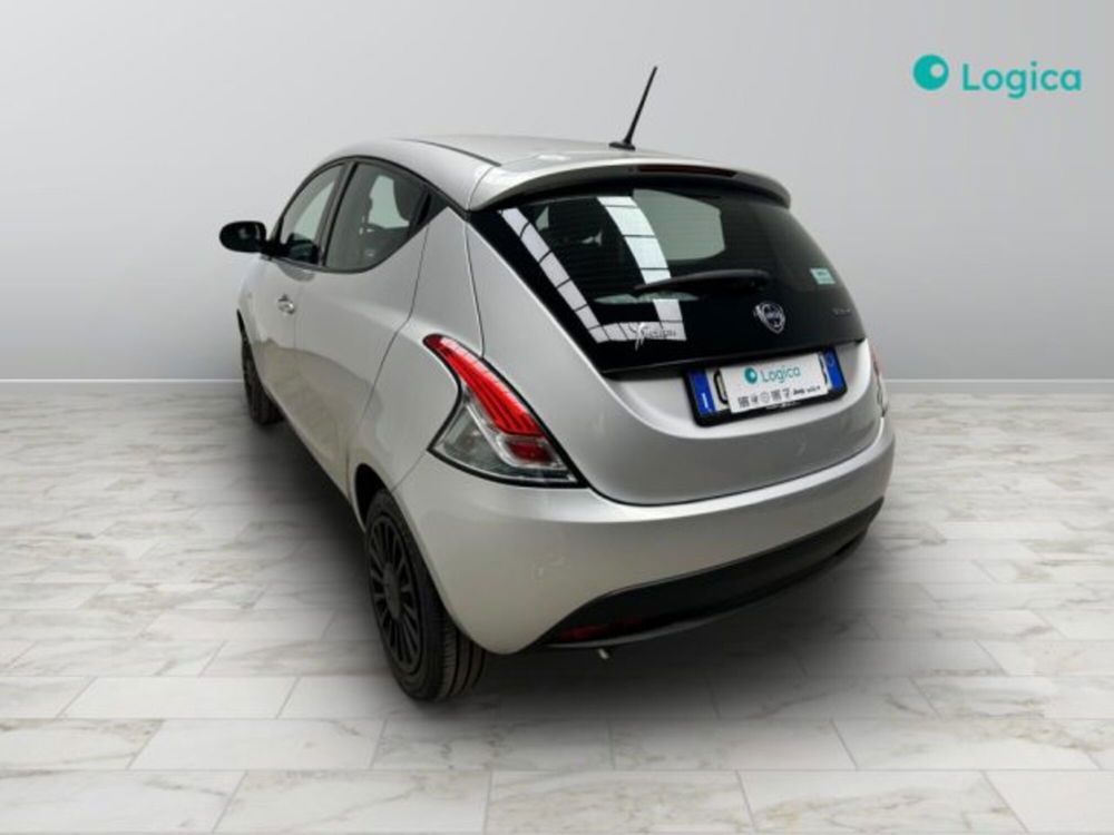 Lancia Ypsilon usata a Biella (4)