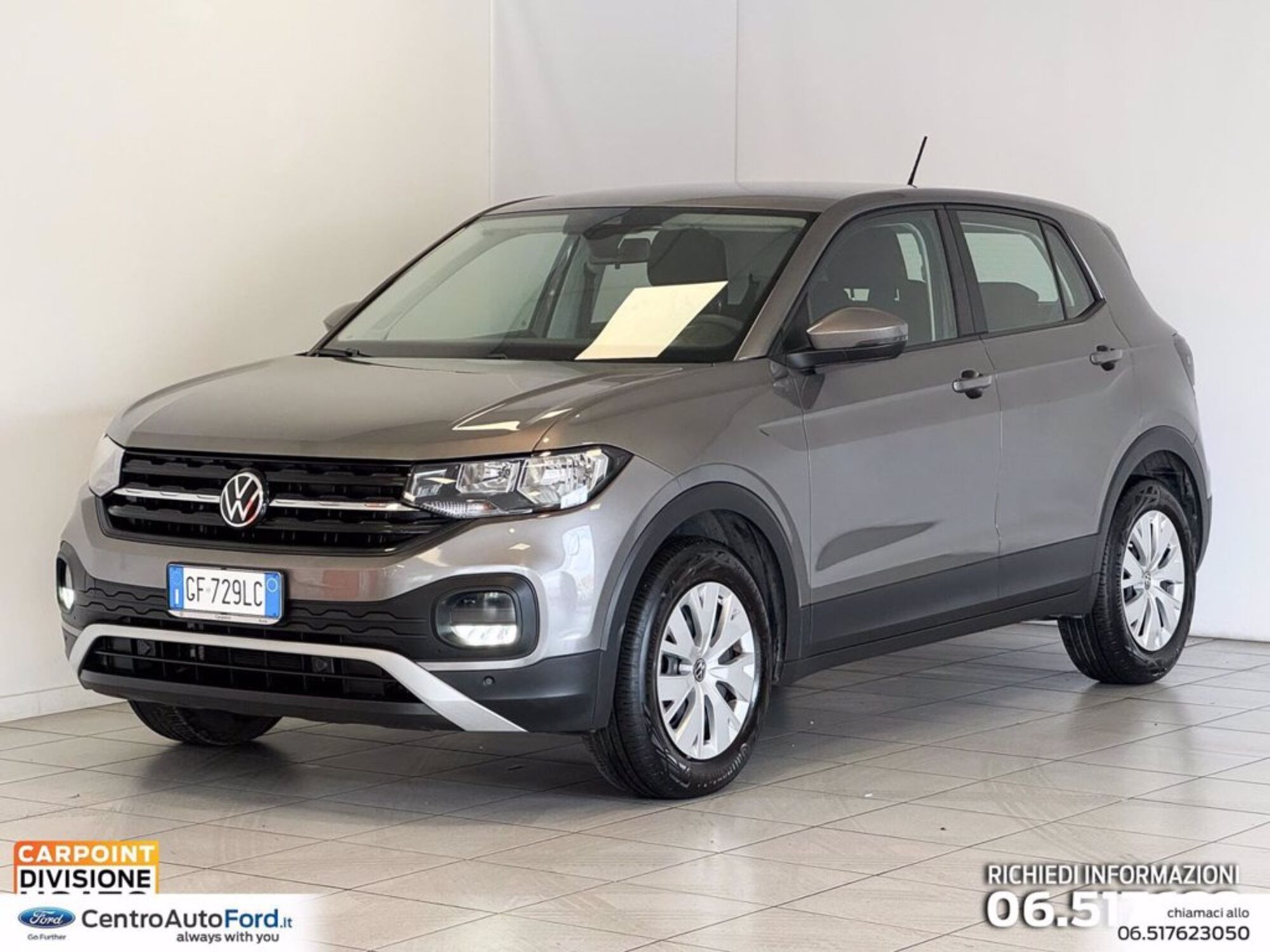 Volkswagen T-Cross 1.0 TSI Urban BMT del 2021 usata a Albano Laziale