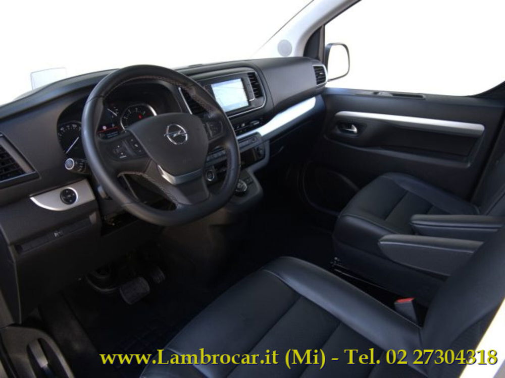 Opel Zafira Life usata a Milano (3)