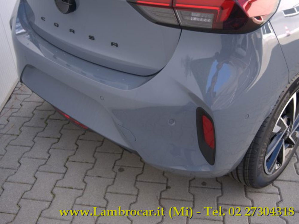 Opel Corsa nuova a Milano (11)