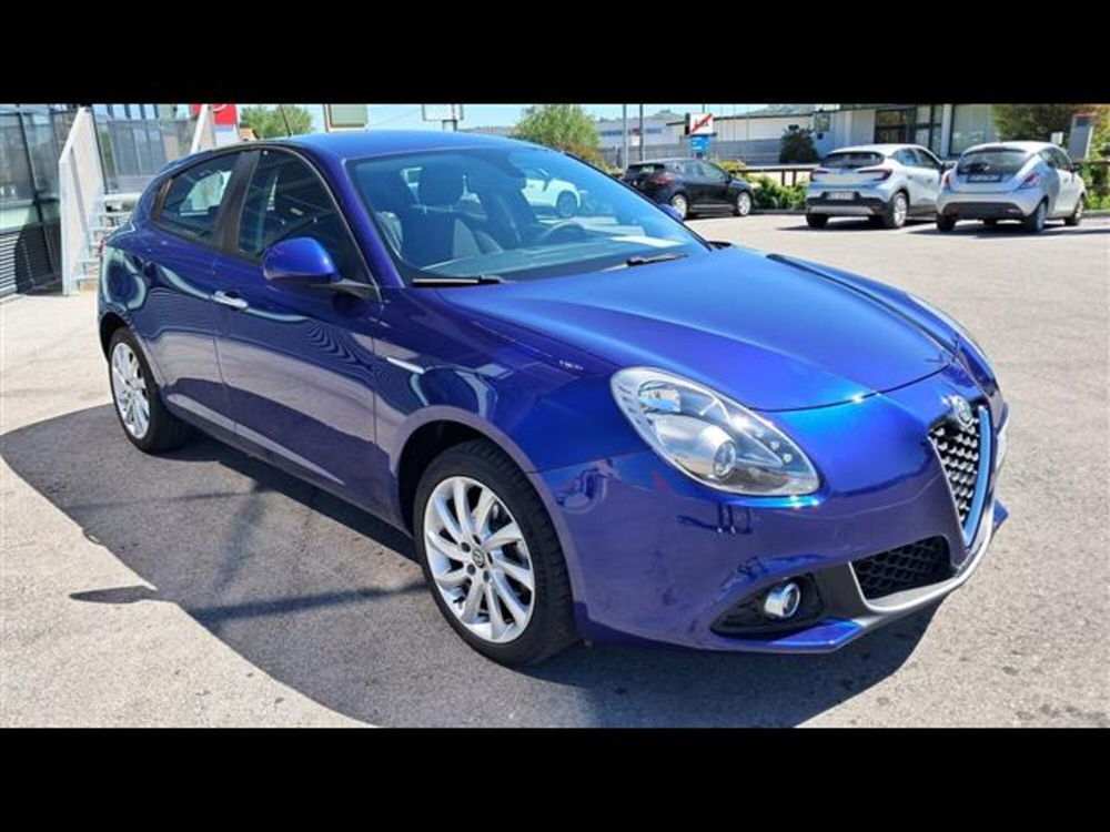 Alfa Romeo Giulietta usata a Asti (3)